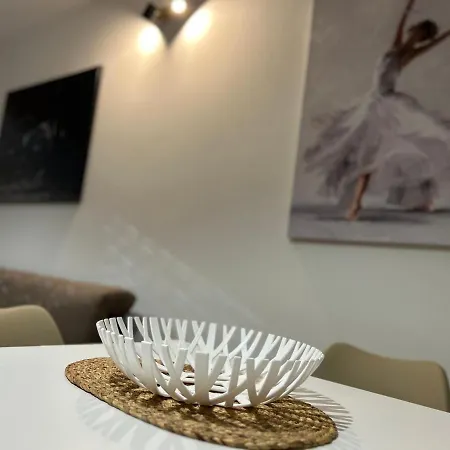 Ciki Apartment *